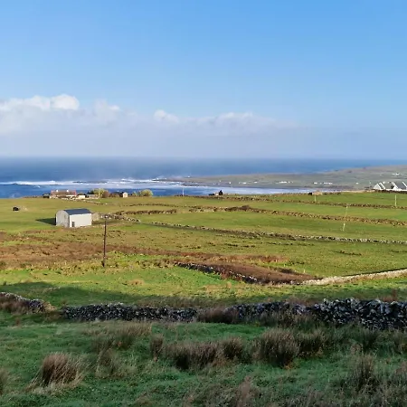 The Cliffs Of Moher House, * دولين
