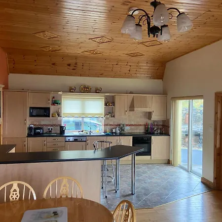 The Cliffs Of Moher House, Tatil Evi Doolin